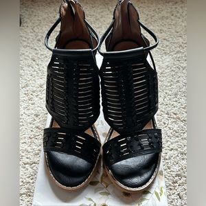 Mi.iM Keshia Heeled Sandal